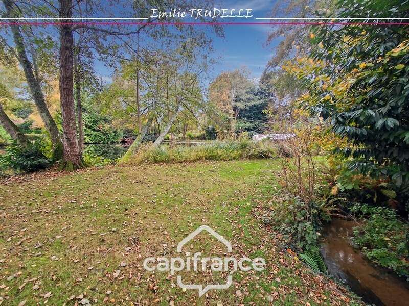 Maison à TORCE-EN-VALLEE