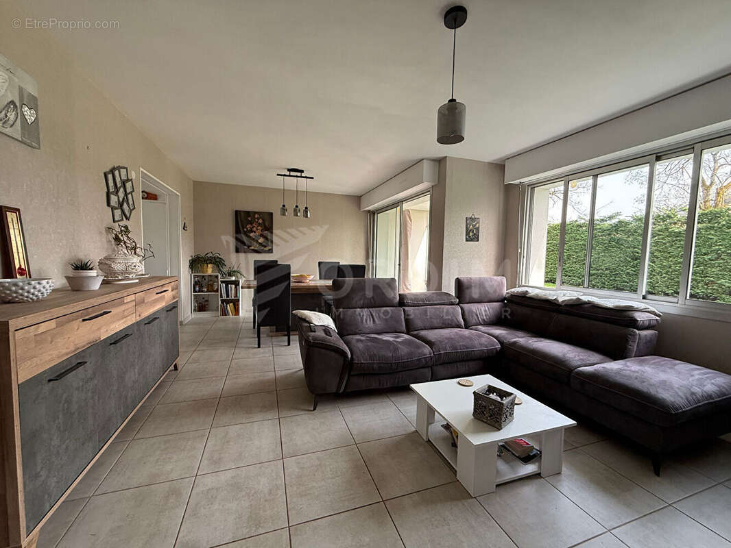 Maison à NEUVY-SUR-LOIRE