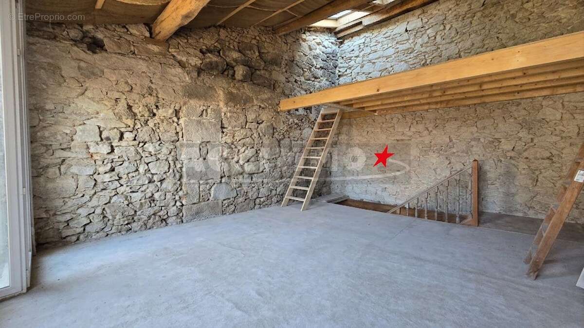 Maison à LACROUZETTE