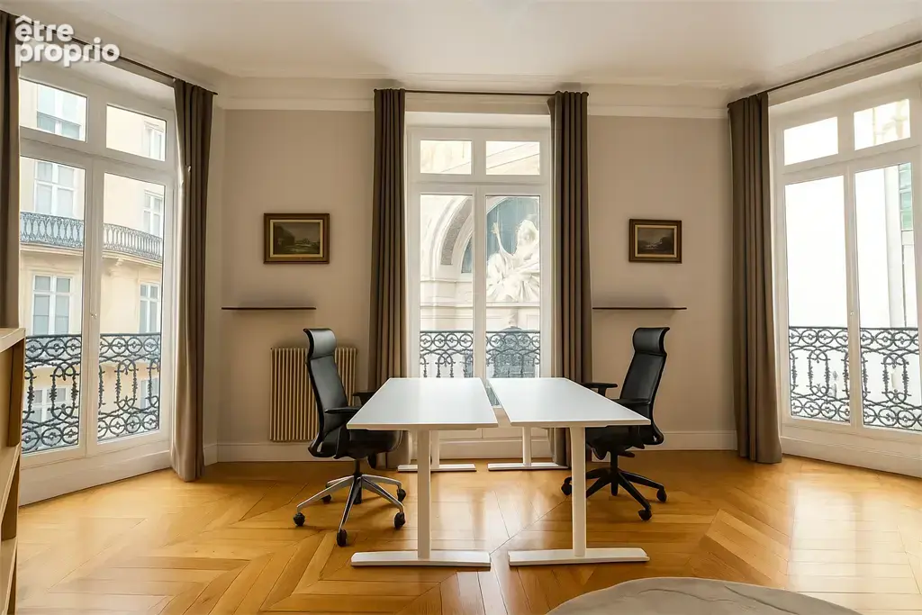 Bel appartement balcon filant en angle avec vue sur monument3 chambres et un bureau - photo 3