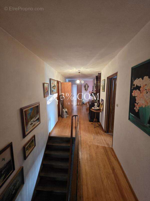 Spacieuse Maison Familiale de 340 m2 à Damelevieres (54360) - photo 29