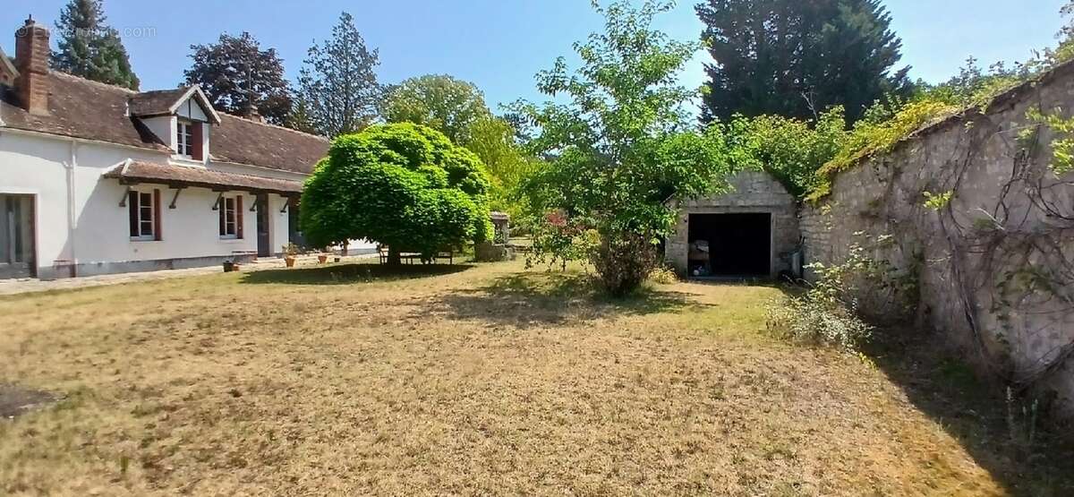 Maison à MILLY-LA-FORET