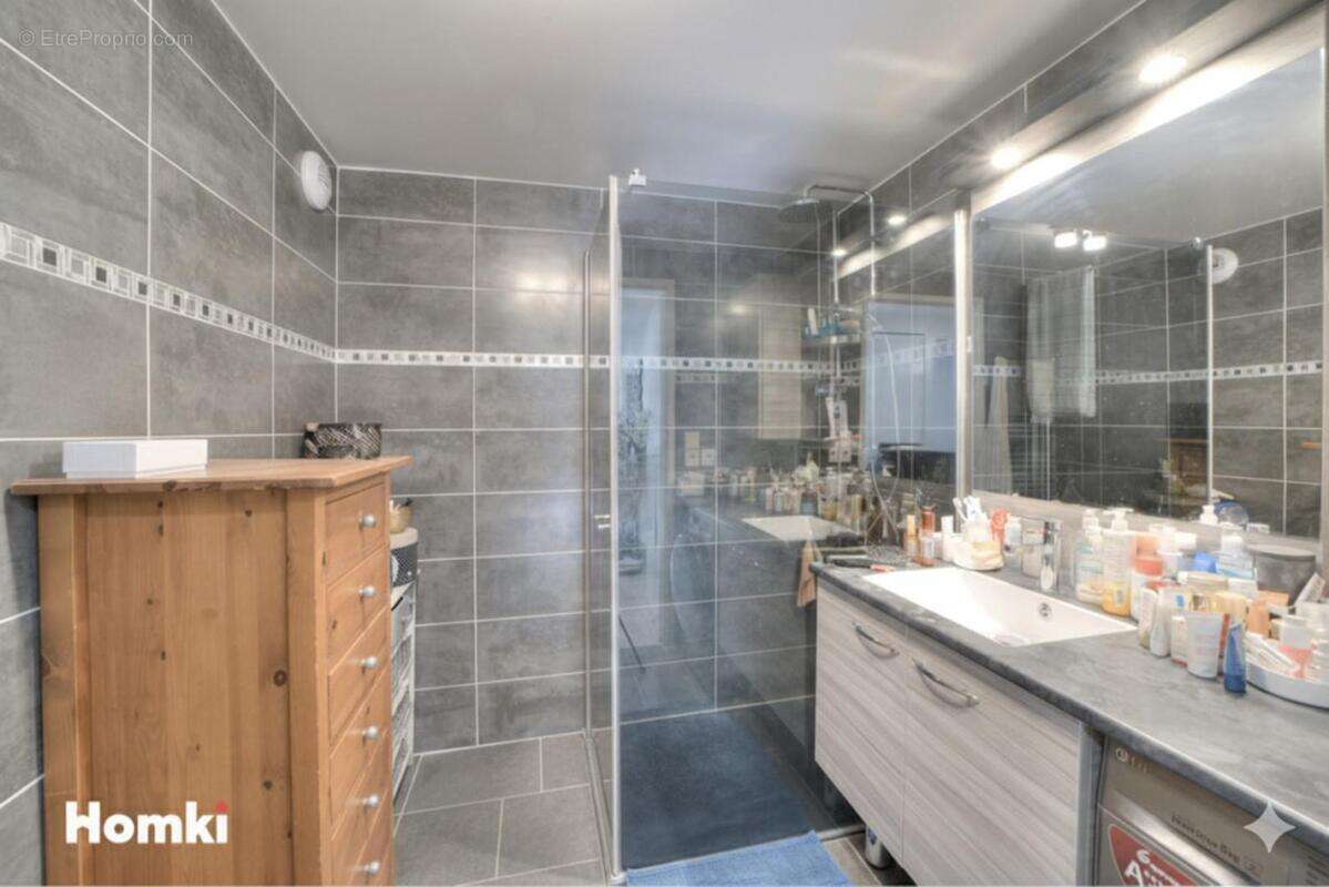 Appartement à FERNEY-VOLTAIRE