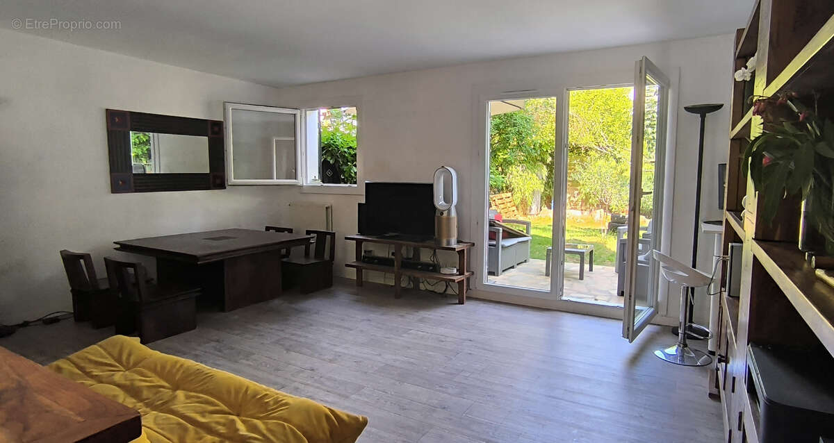 Maison à MAGNY-LES-HAMEAUX