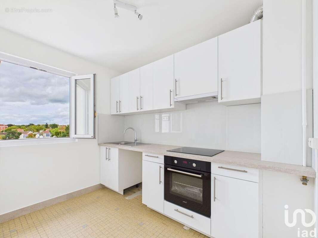 Photo 3 - Appartement à LE PERREUX-SUR-MARNE