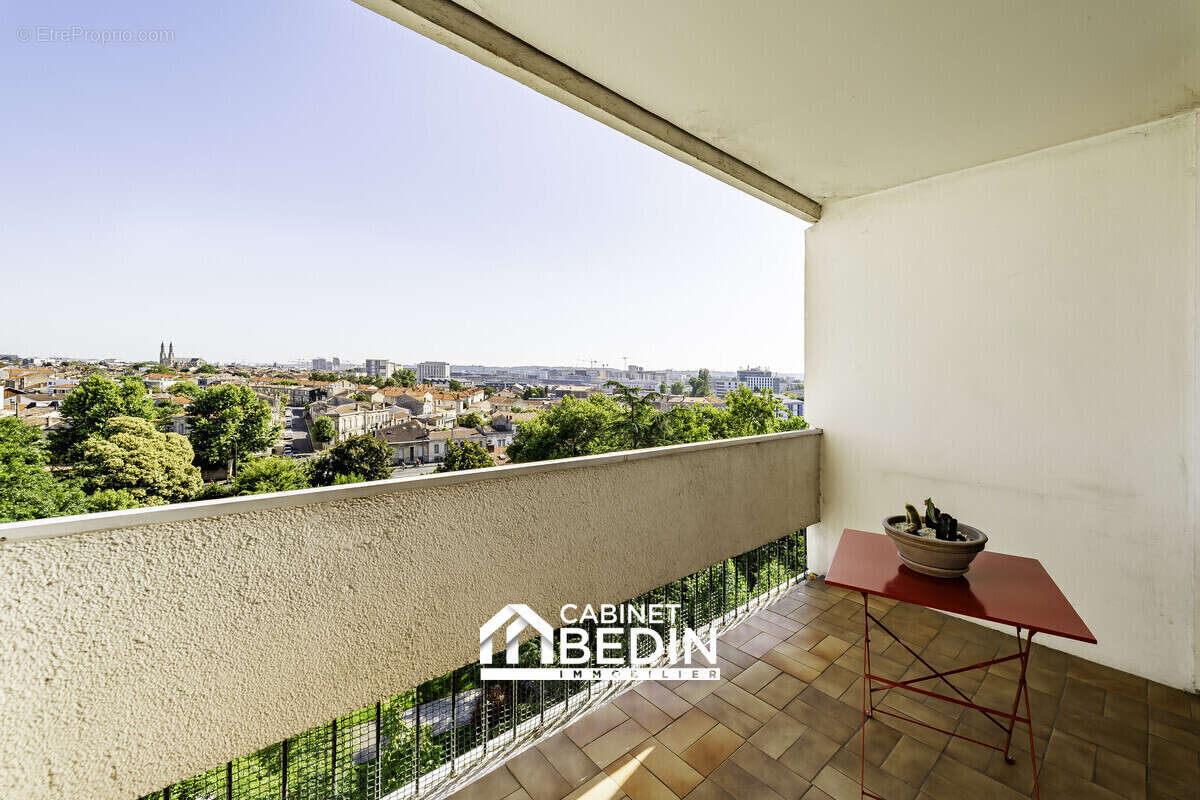Appartement à BORDEAUX
