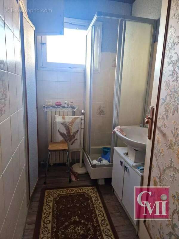 Maison de plain-pied (2 chambres) édifiée sur un terrain de - photo 7