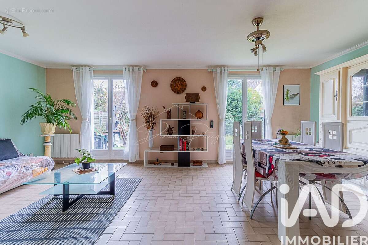 Photo 5 - Maison à VAUREAL