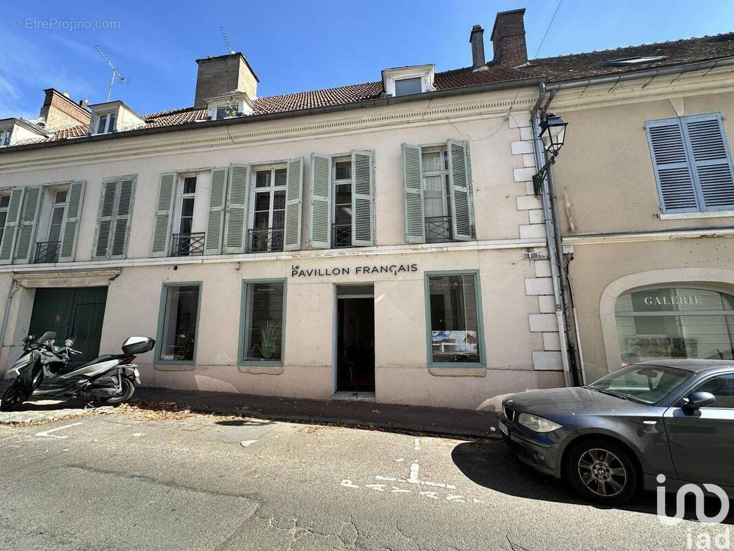 Photo 1 - Commerce à RAMBOUILLET