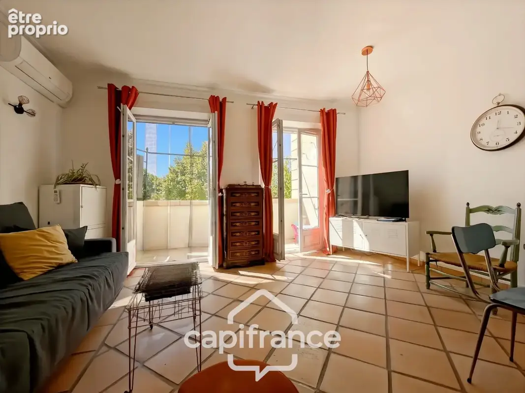 Rare sur le domaine de pont royal–appartement de standing de 48m2 climatise avec terrasse, vue dégagée et piscine privative - photo 2