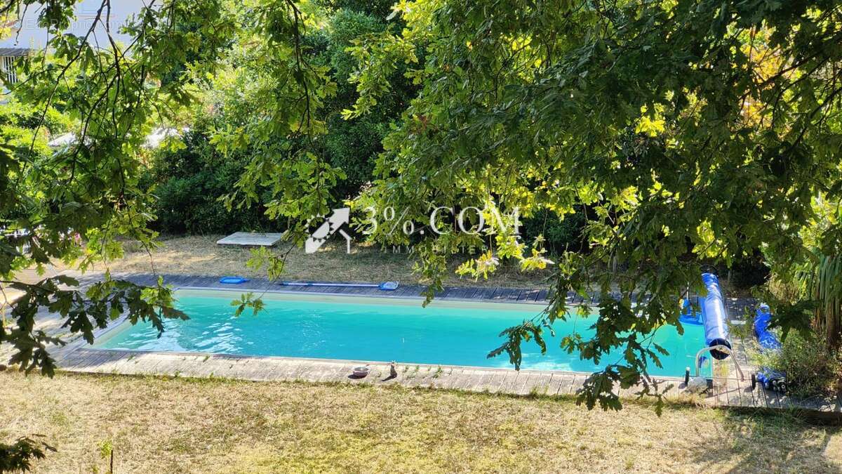 Maison à SAINT-PIERRE-DU-MONT