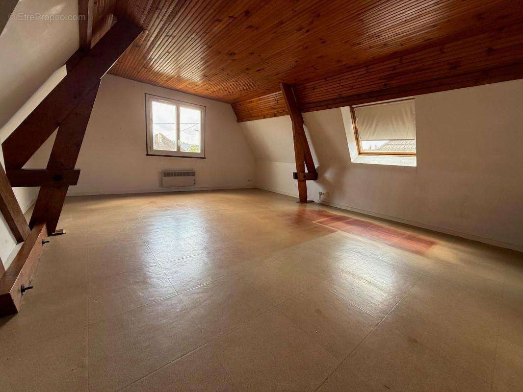 Maison à SAINT-DENIS-EN-VAL