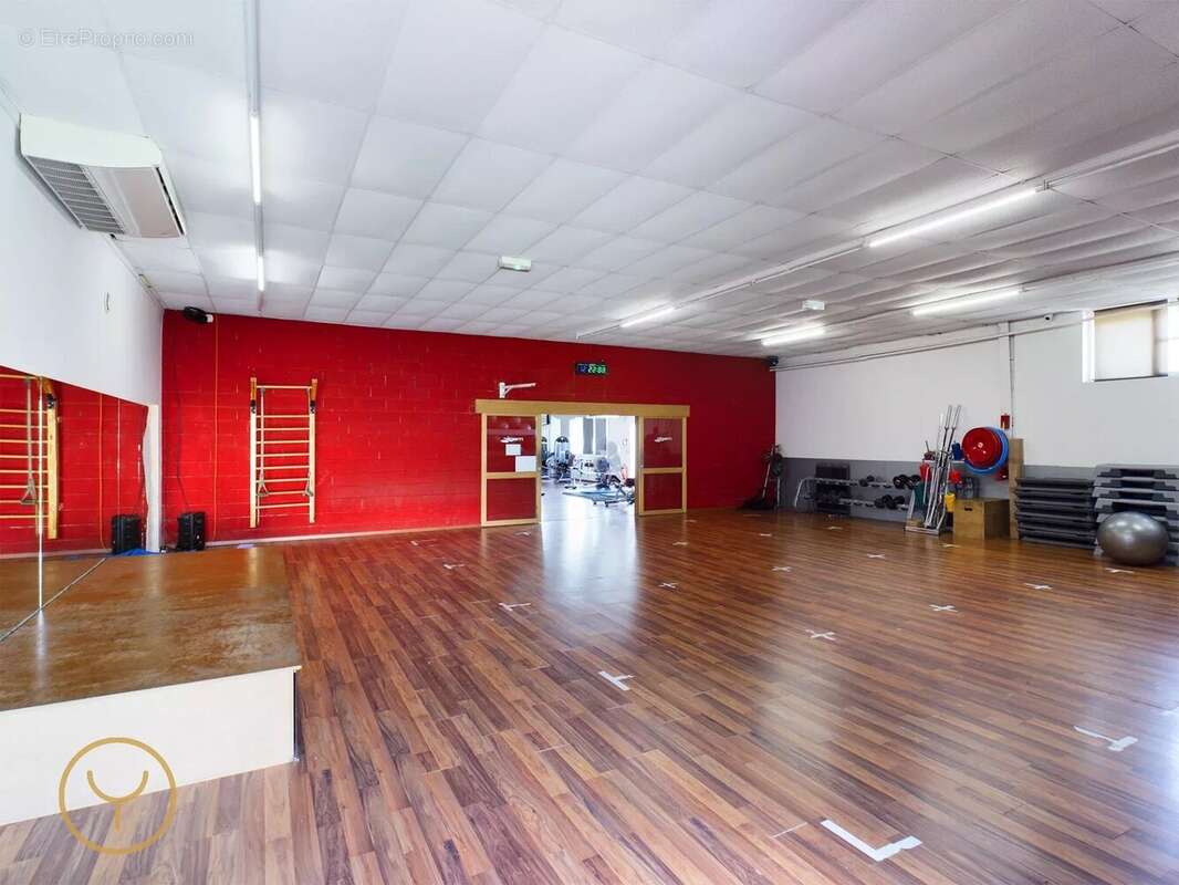 Commerce à ROMILLY-SUR-SEINE