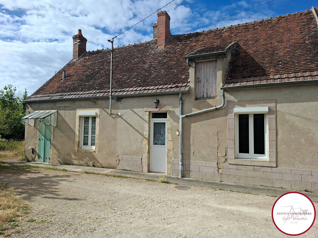 Maison à SAINT-AMAND-MONTROND
