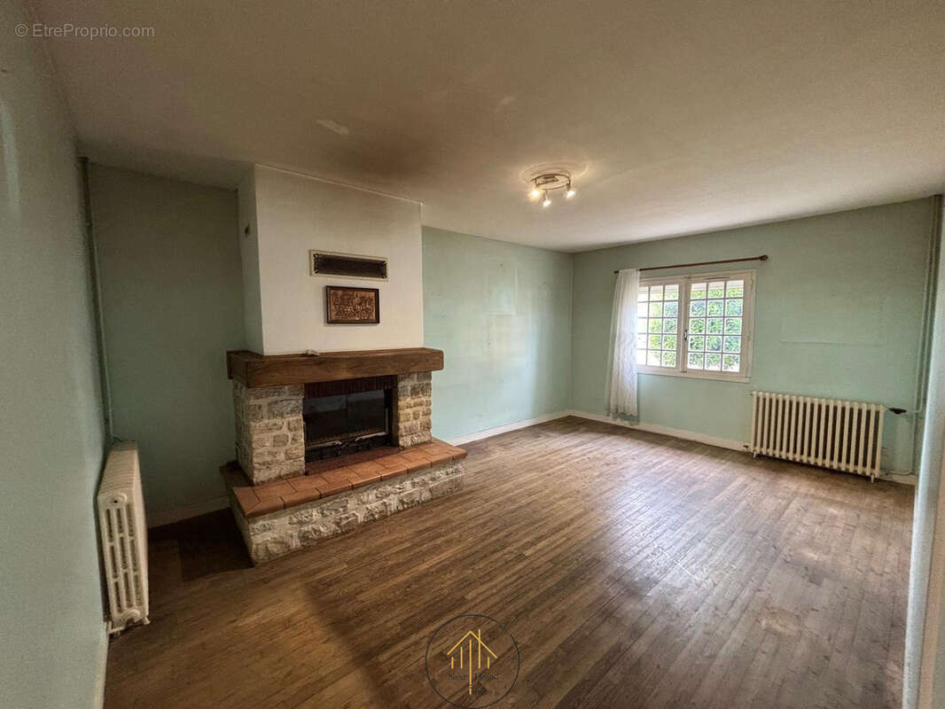 Maison de plain-pied - 140 m2 - 6 chambres - terrain clos - photo 5