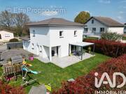 Photo 1 - Maison à MONTAGNAT