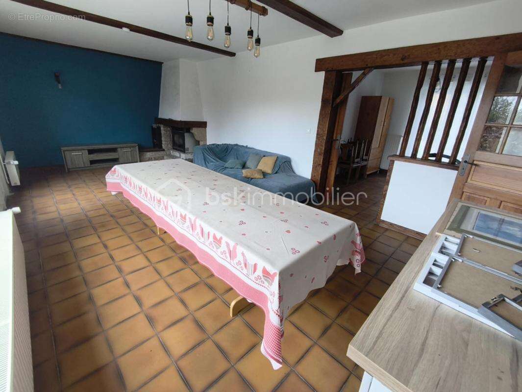 Maison à PICAUVILLE