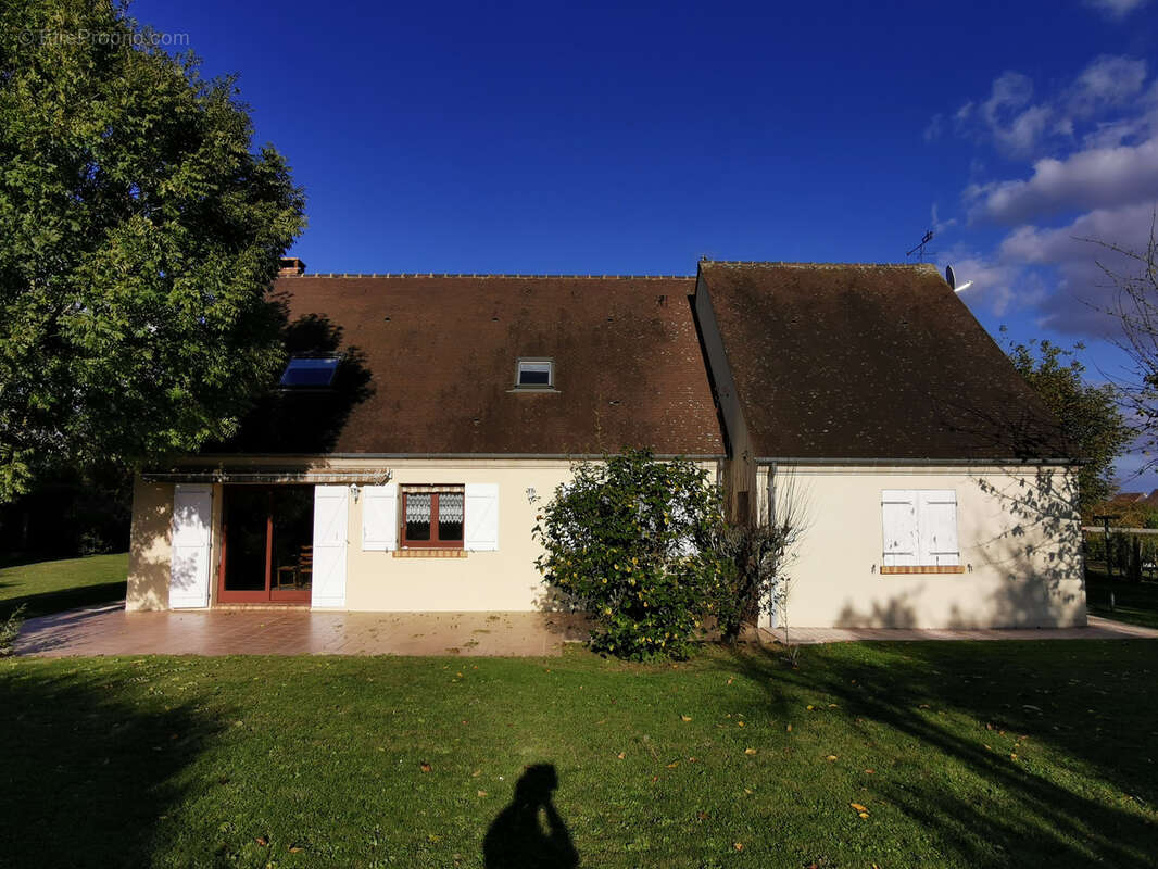 Maison à CHEROY