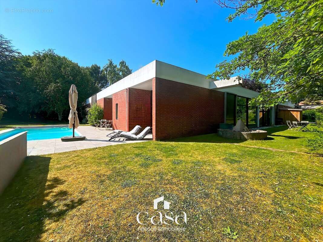 Maison à BENOUVILLE