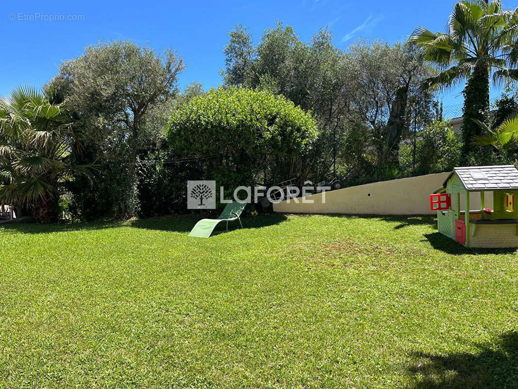 Maison à VILLENEUVE-LOUBET
