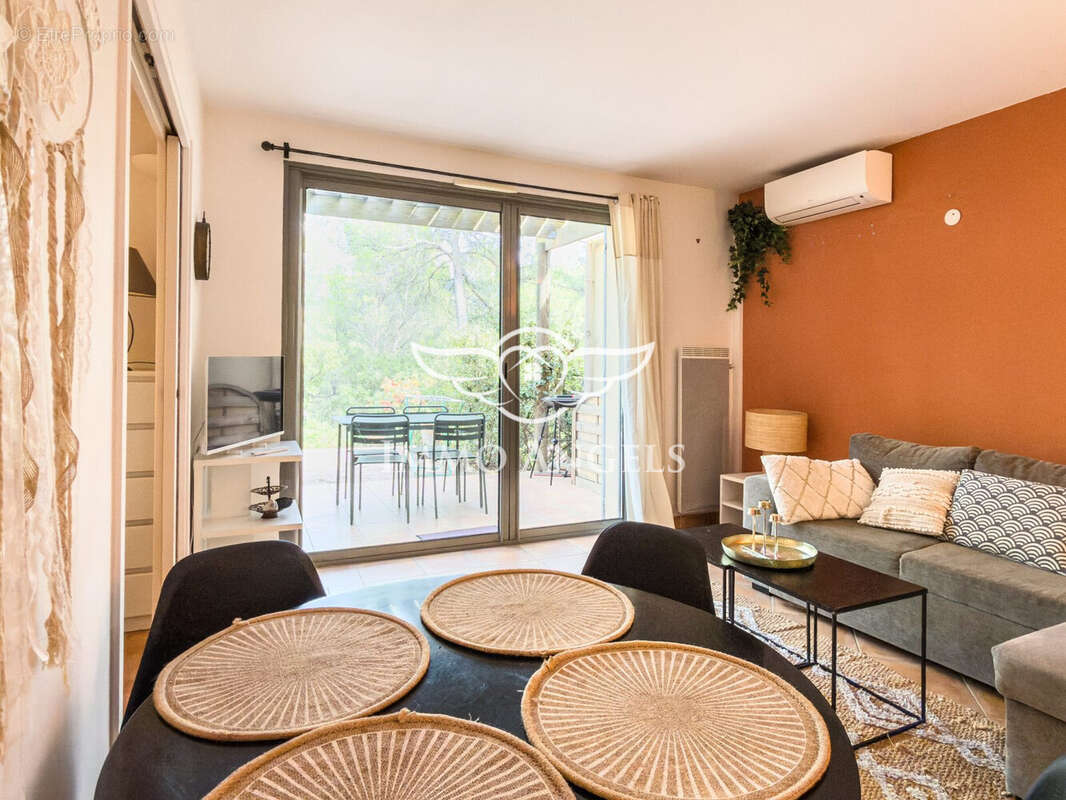 Appartement à SAUMANE-DE-VAUCLUSE