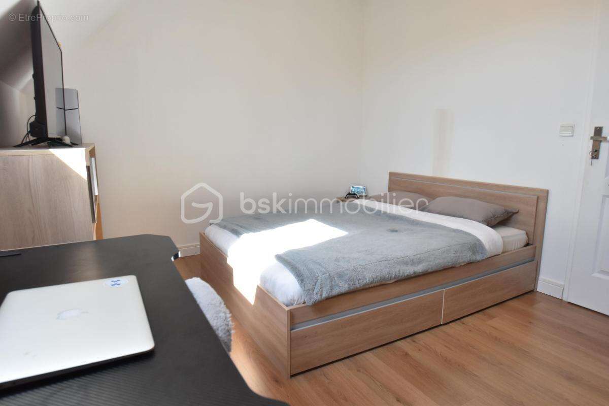 Superbe maison familiale de 7 pièces dont 5 chambres - photo 17