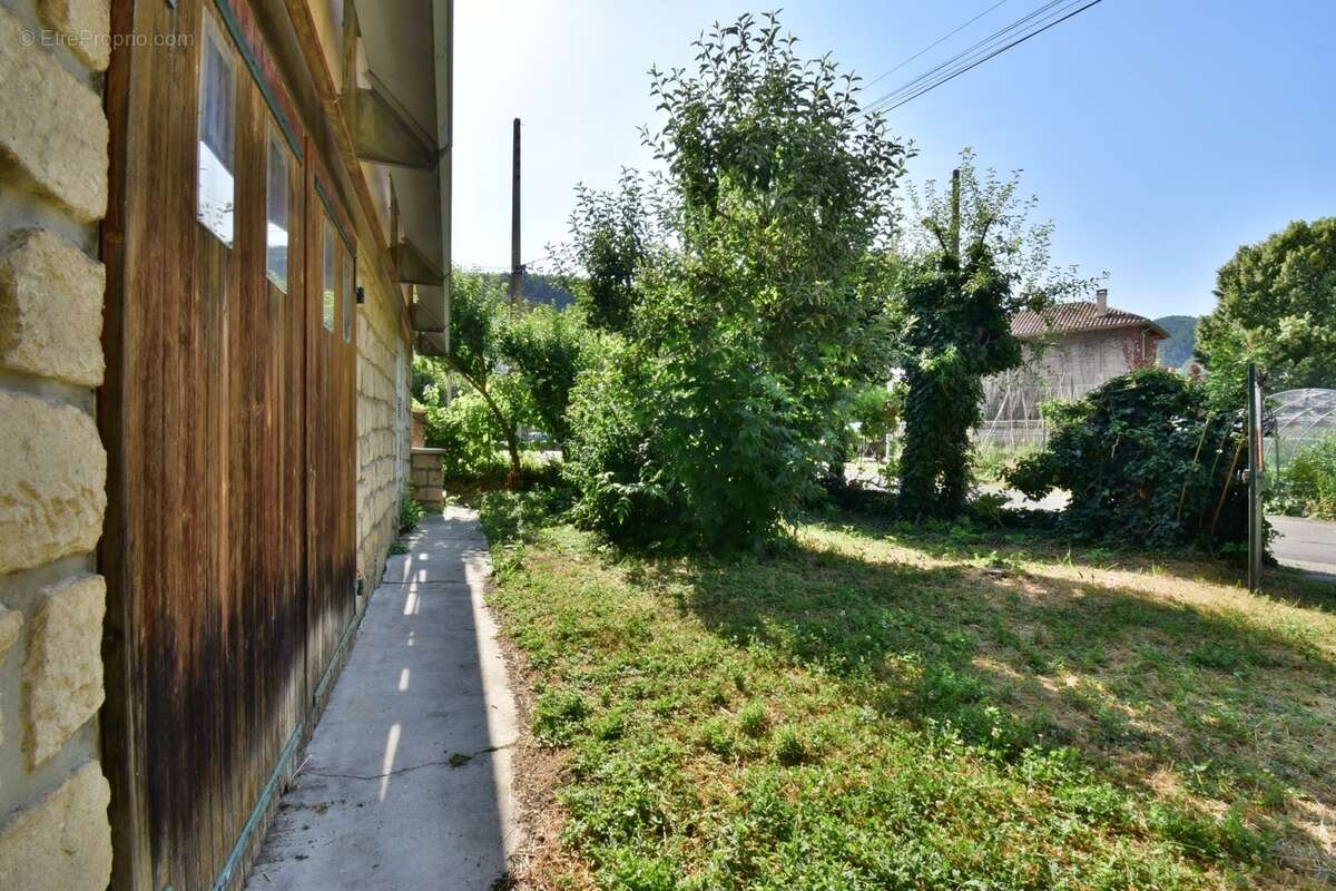 Maison 5 pièces à fort potentiel d'investissement - DIGNE-LES-BAINS (04000) - photo 4