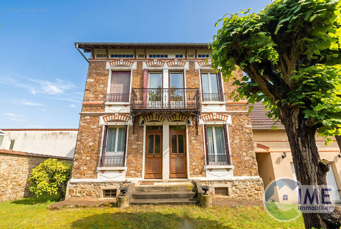 Maison à EPINAY-SUR-ORGE