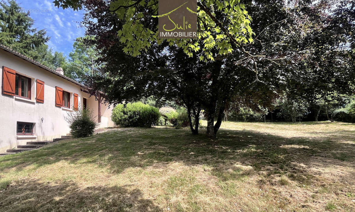 Dans cadre très agréable, pavillon sur sous-sol accès plain-pied. - photo 7