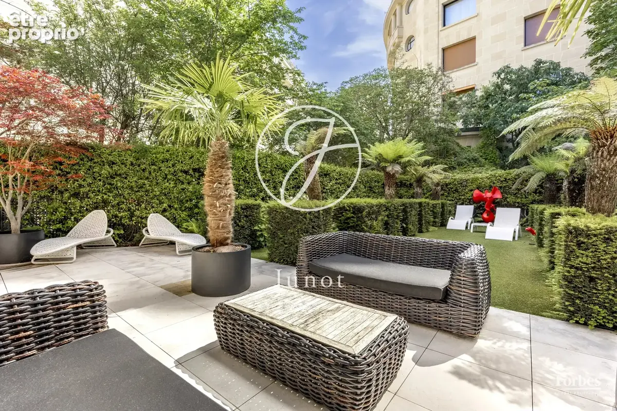 Paris 16e - MARÉCHAL MAUNOURY - Maison contemporaine - 424,29m² habitables - 8 pièces - Jardin 400m² - Terrasses - Piscine - Gar - photo 35