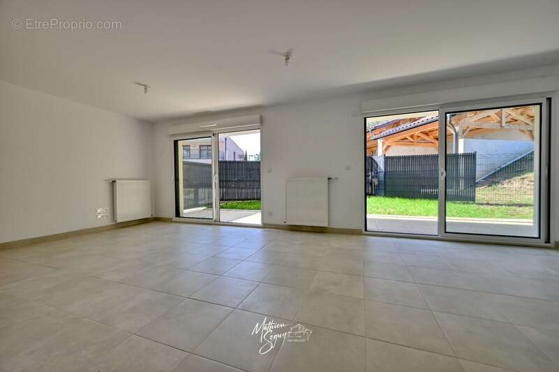 Appartement à VAUGNERAY