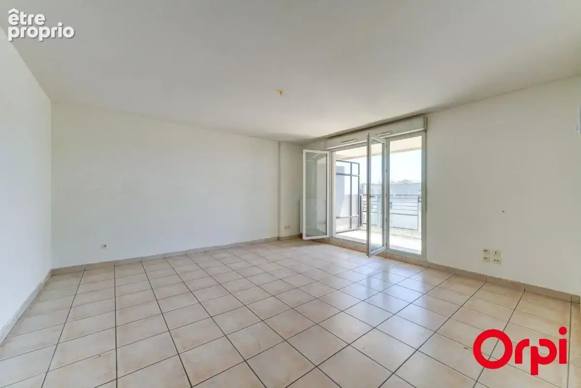 Centre bourg et proche voie verte - t3 de 68,87 m2 - photo 2