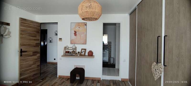LUNEL NORD, Villa individuelle R+1, 132 M2 SH 3 chambres, séjour, cuisine, garage sur 339M2 terrain - photo 13