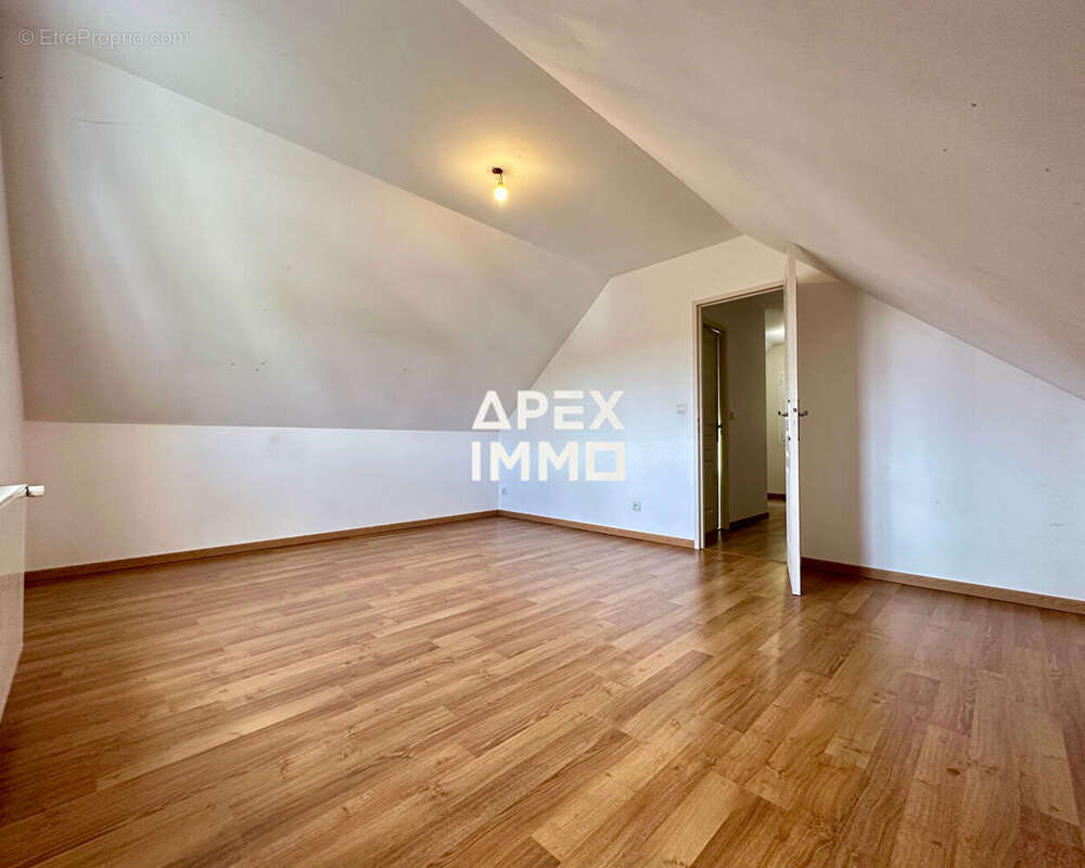 Maison à SAINT-PERE-SUR-LOIRE