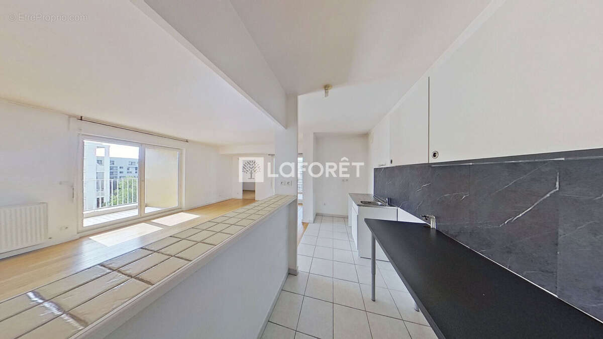 Appartement à LYON-8E