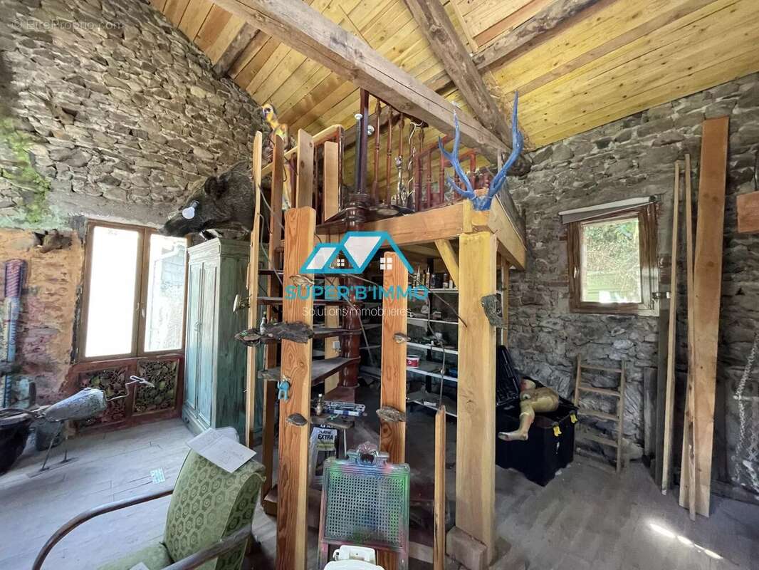 Maison à SAINT-CIRGUES