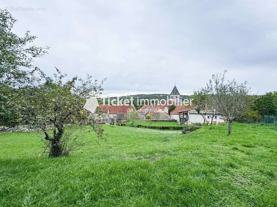 Maison à CANIAC-DU-CAUSSE