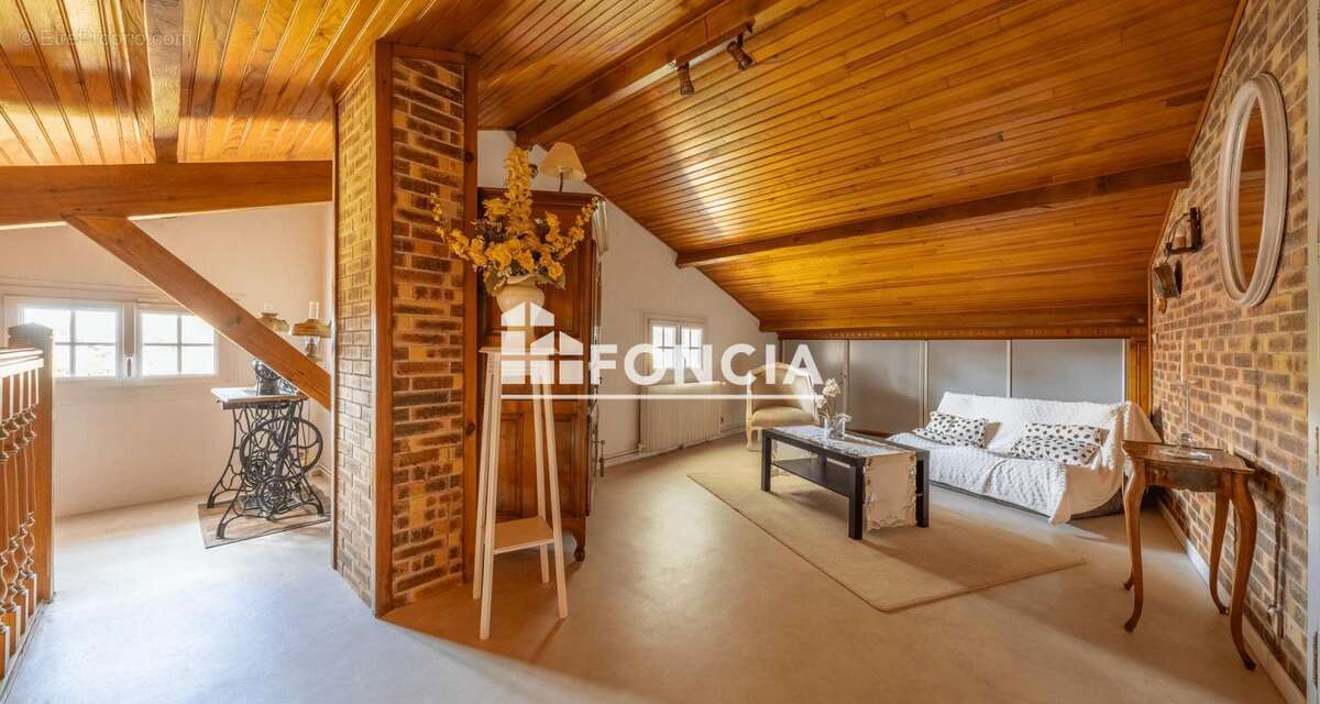 Maison à BLANQUEFORT