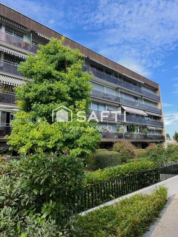 Photo 8 - Appartement à LE PERREUX-SUR-MARNE