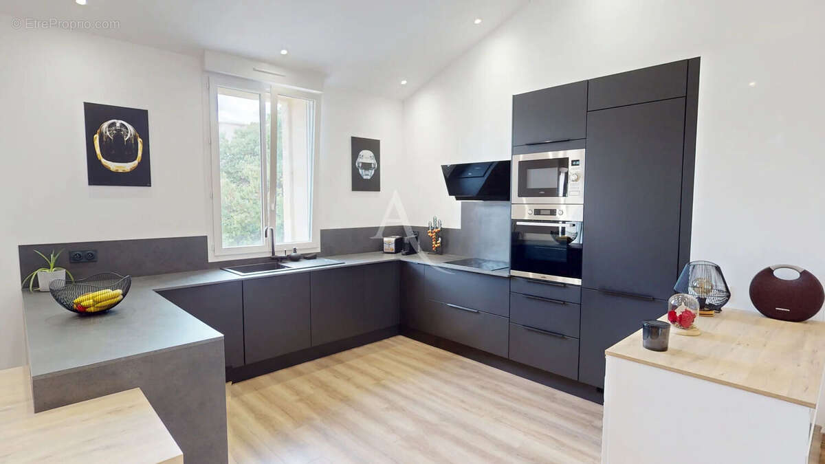 A VENDRE Maison de ville exceptionnelle MANDUEL P8 - photo 8