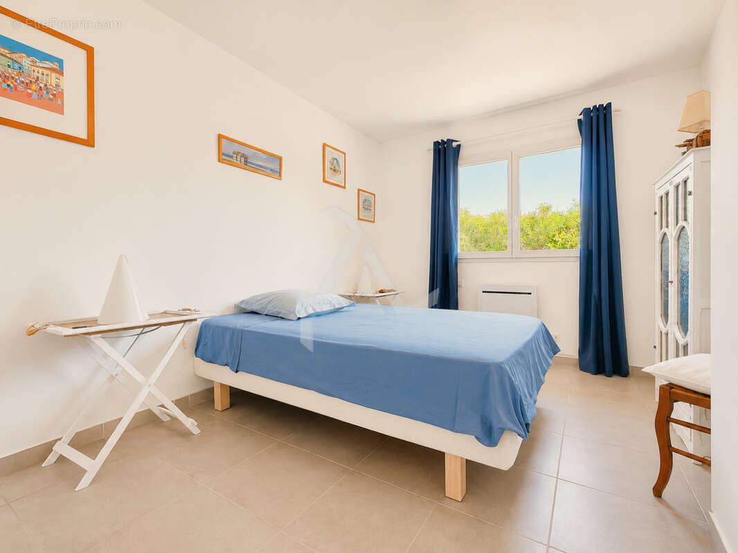 10’ porto-vecchio dans impasse résidentielle, villa t5 113m2 « première main » de 2014 - photo 15