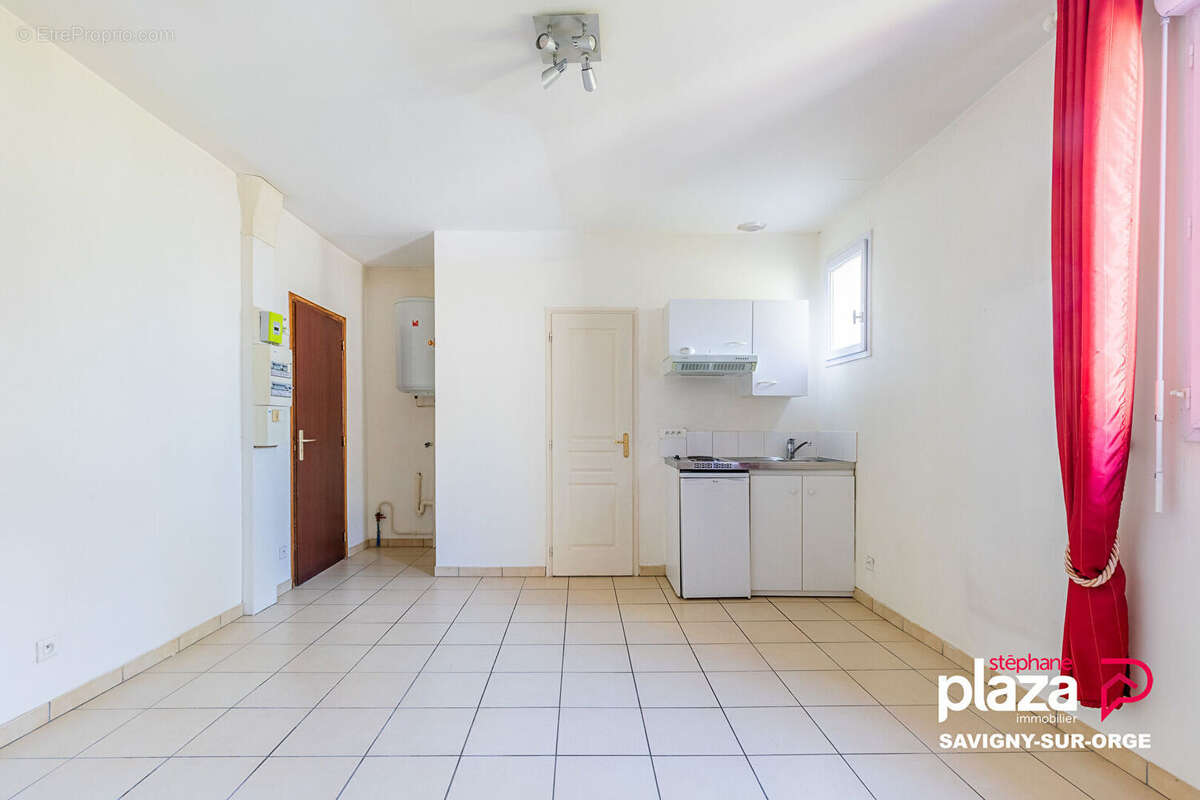 Appartement à SAVIGNY-SUR-ORGE