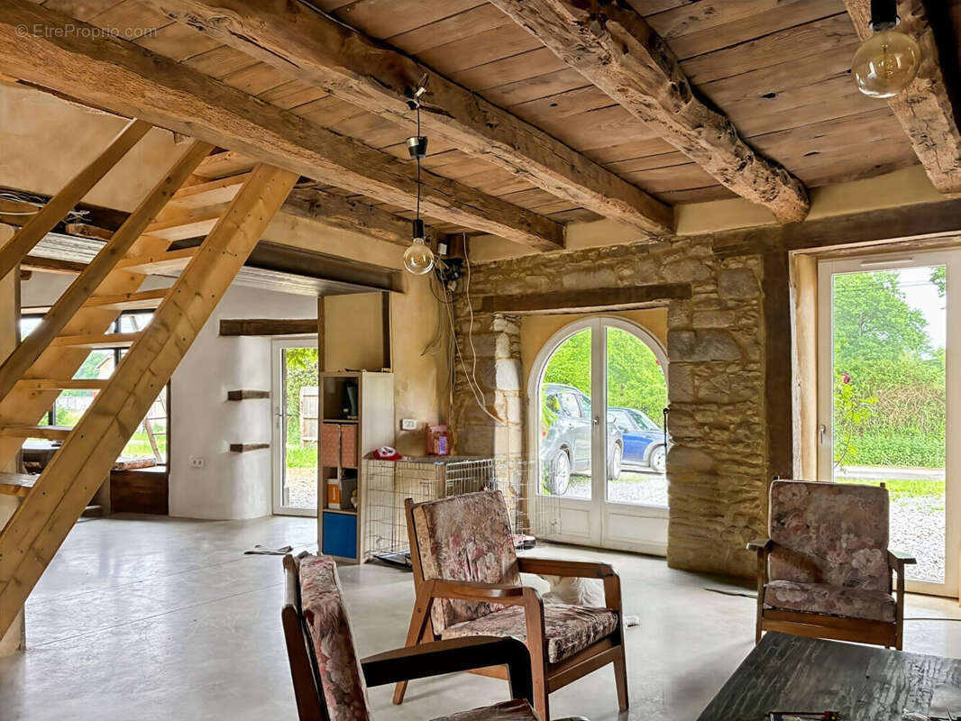 Maison à FEINS