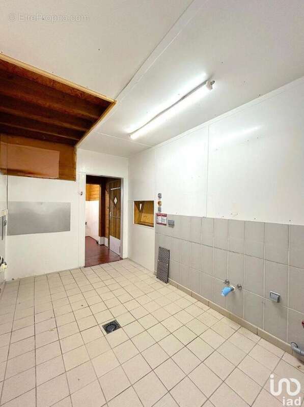 Photo 2 - Commerce à SAINT-MAURICE-SUR-MOSELLE