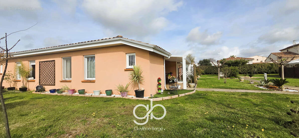 Maison à SAINT-GILLES