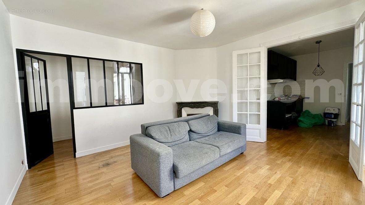 37A36222-56AC-417C-835A-1E8A89B16F14_1_105_c - Appartement à CHARENTON-LE-PONT