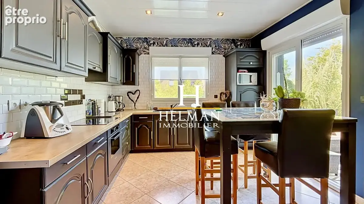 Maison 6 pièces 192 m² à vendre à Longuenesse (62219) - photo 2