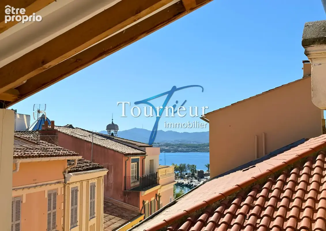 Appartement à SANARY-SUR-MER