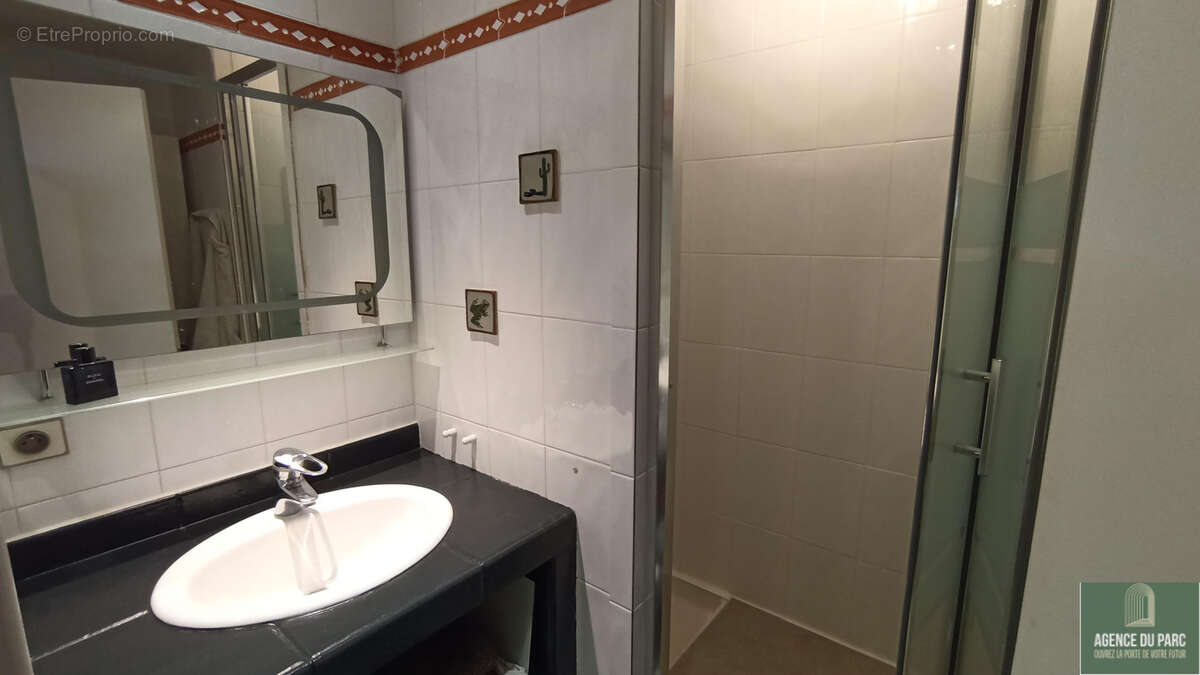 Appartement à VILLE-D'AVRAY