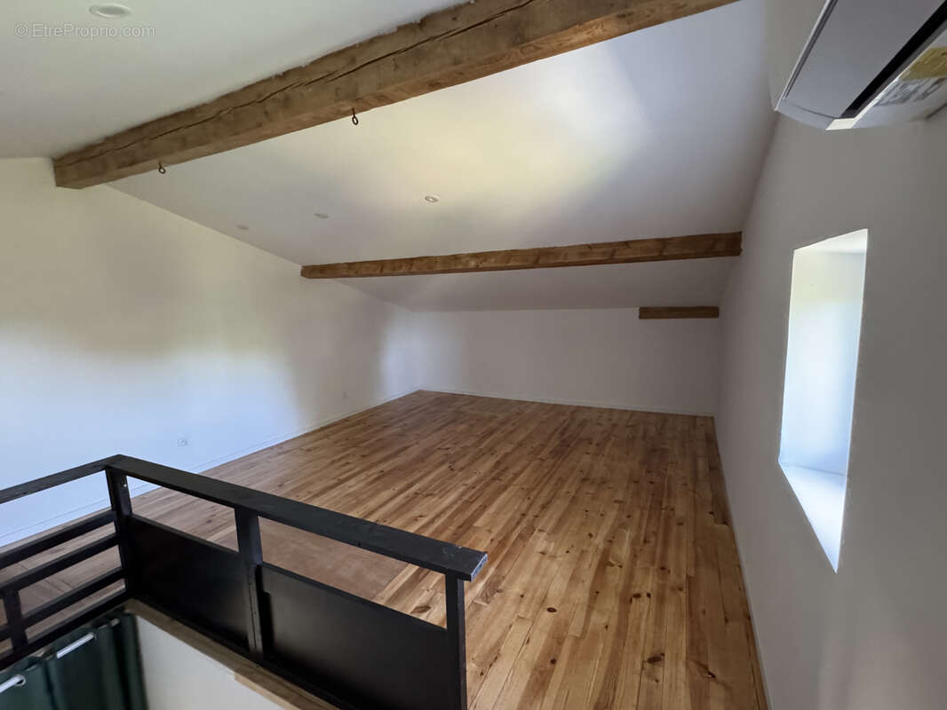 Maison à AIGUEFONDE